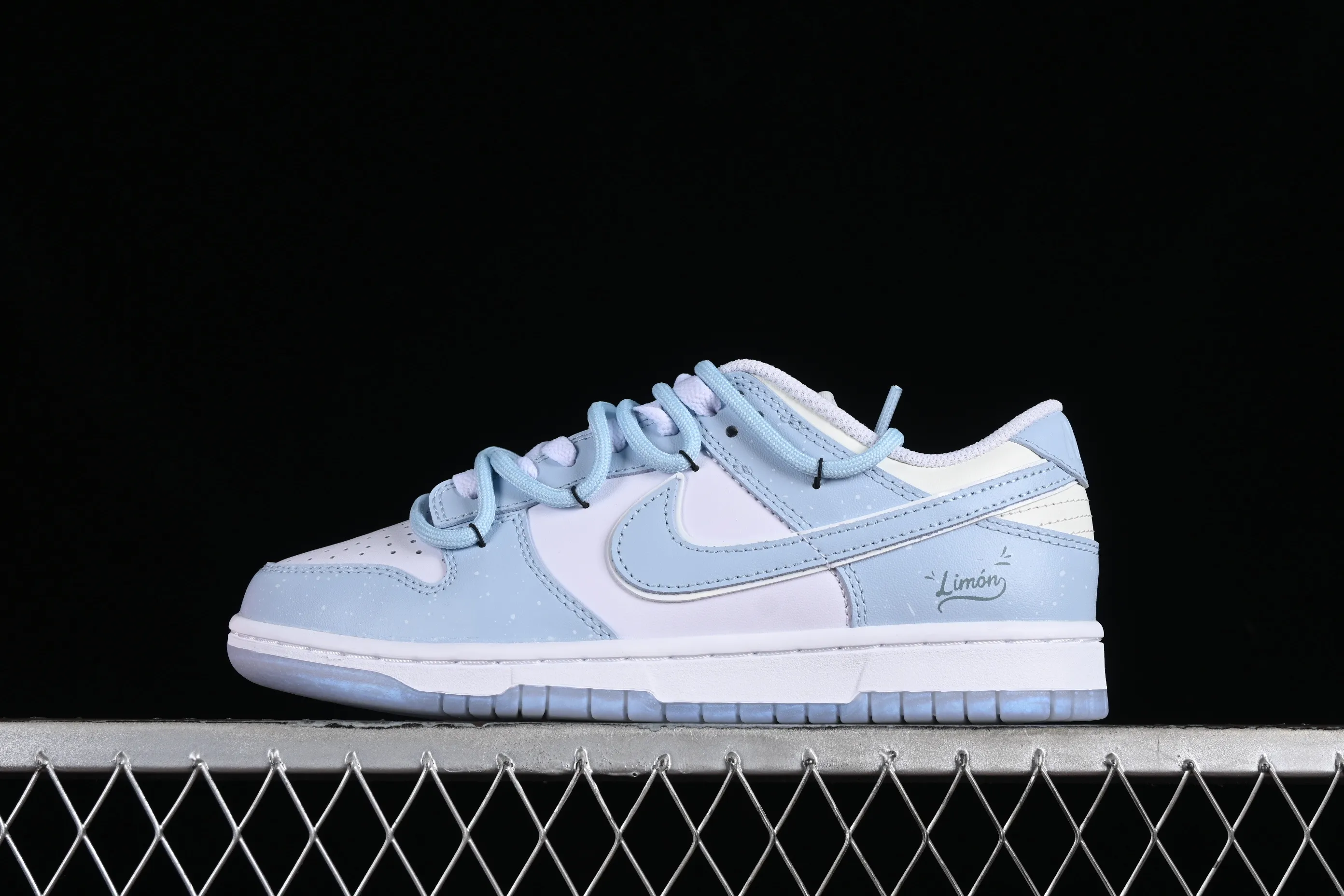 All categories Nk SB Dunk series Nk SB Dunk Low Low-top sneakers Nk Dunk Low Simple sky blue Sea salt and lemon SB strap low-top casual sneakers FJ7743-194